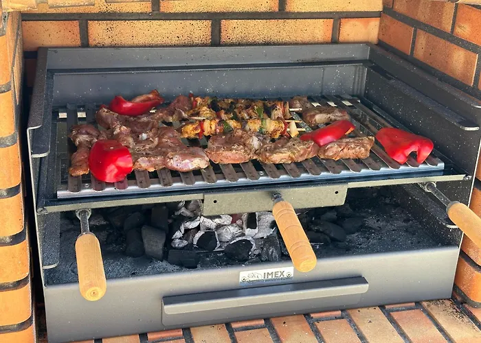 Willa - Heated Pool, Aircon *