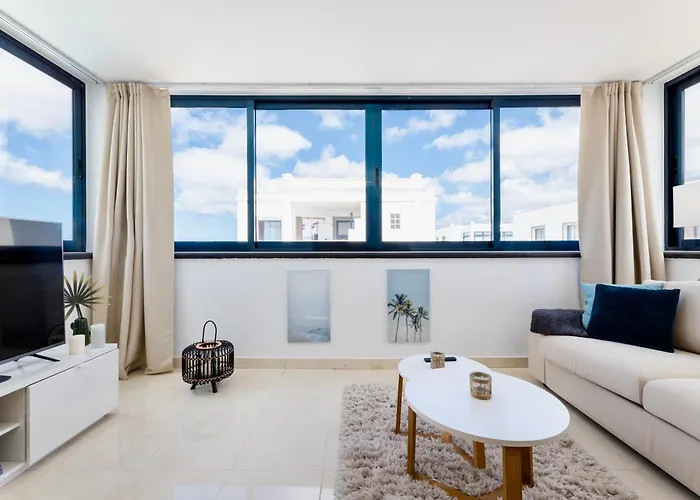 - Heated Pool, Aircon * Playa Blanca (Lanzarote)