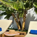 - Heated Pool, Aircon *