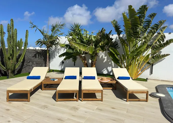 - Heated Pool, Aircon